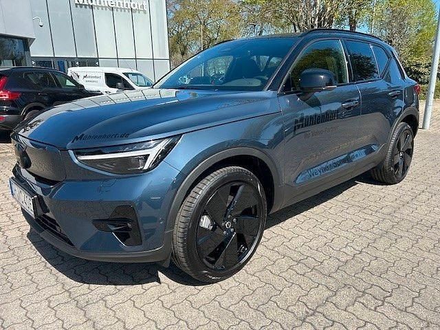 Second-hand Volvo EX40 Plus 185 kW (252 CP) 2026 Albastru SUV