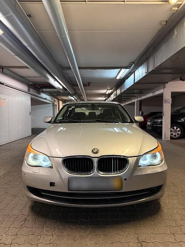 Gebraucht BMW 520 170 PS (125 kW) 2005 Grau Limousine