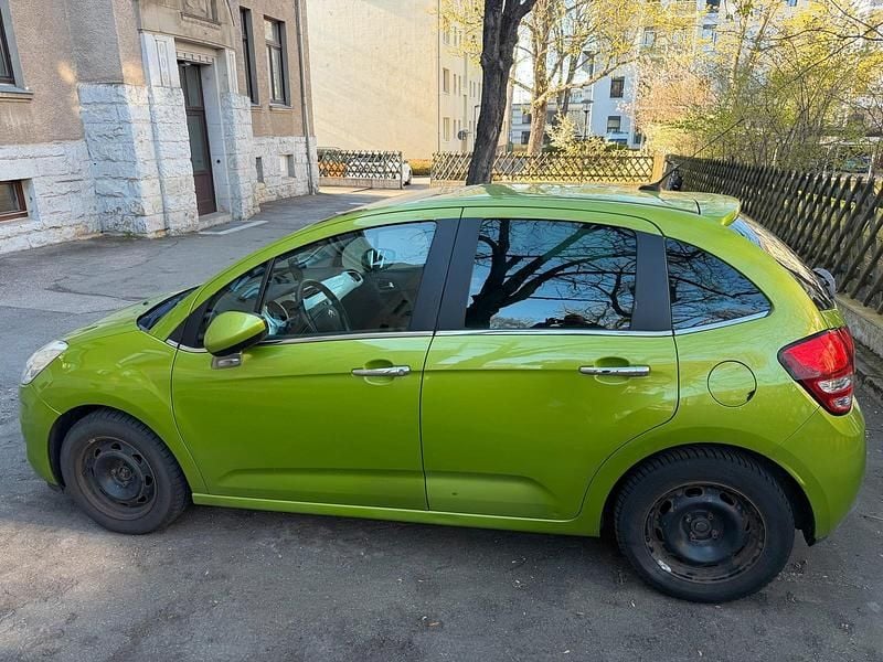Gebraucht Citroën C3 95 PS (69 kW) 2011 Grün Kleinwagen