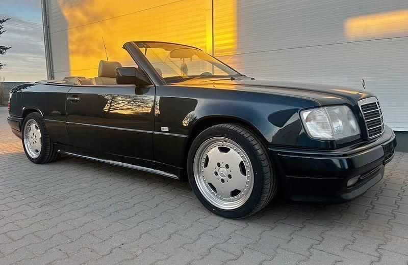 Gebraucht Mercedes E320 Avantgarde 220 PS (161 kW) 1996 Grün Cabrio