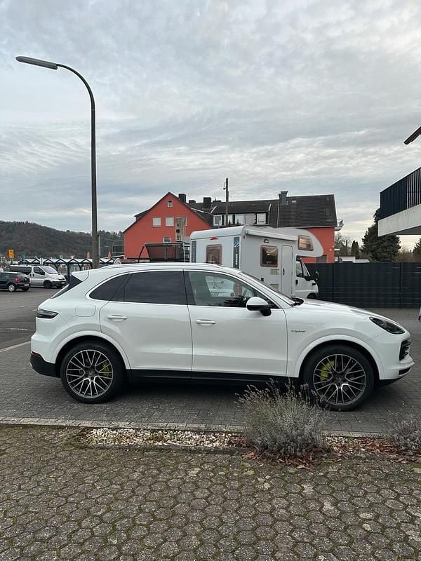Gebraucht Porsche Cayenne 462 PS (339 kW) 2018 Weiß SUV