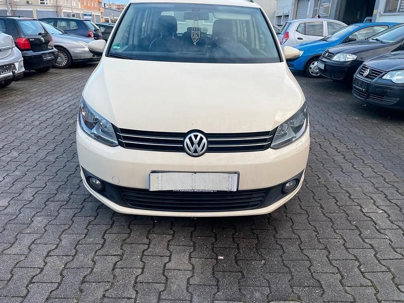 Gebraucht VW Touran 110 PS (80 kW) 2015 Gelb Van / Kleinbus