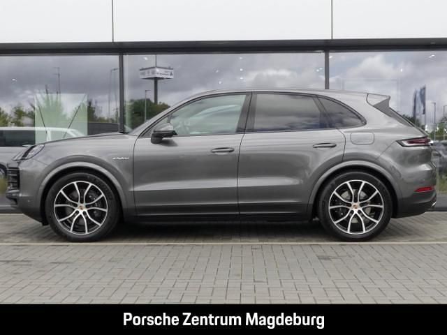 Second-hand Porsche Cayenne 470 CP (345 kW) 2025 Gri SUV