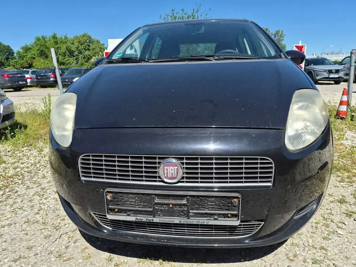 Gebraucht Fiat Grande Punto Dynamic 77 PS (56 kW) 2009 Carbon schwarz Kleinwagen
