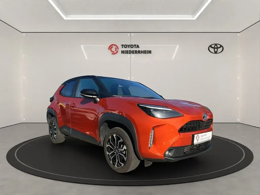 Gebraucht Toyota Yaris Cross Edition 116 PS (85 kW) 2023 Orange SUV