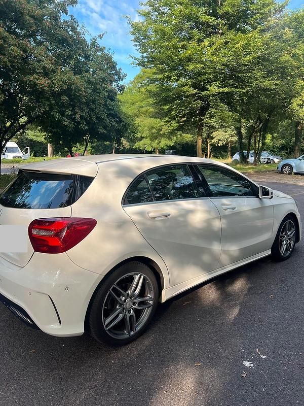 Gebraucht Mercedes A180 AMG 122 PS (89 kW) 2018 Limousine