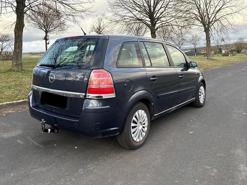 Gebraucht Opel Zafira 140 PS (102 kW) 2005 Blau Van / Kleinbus