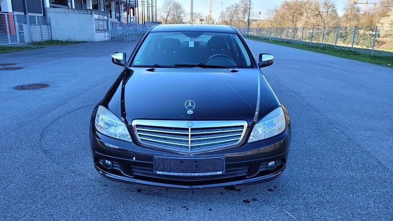 Gebraucht Mercedes C200 136 PS (100 kW) 2007 Schwarz Limousine