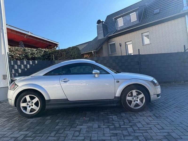 Gebraucht Audi TT Sport 179 PS (131 kW) 1998 Grau Coupé
