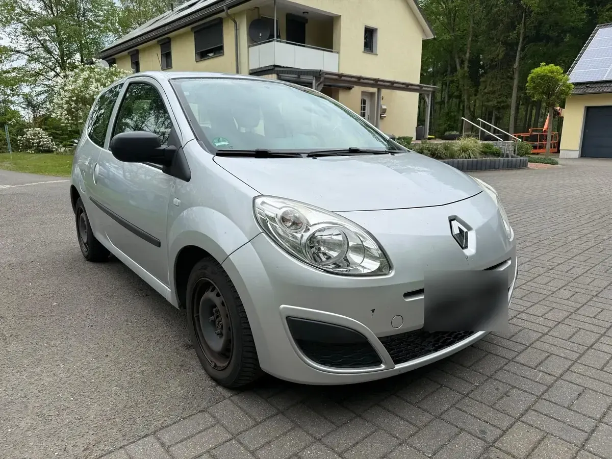 Gebraucht Renault Twingo 58 PS (42 kW) 2010 Silber Kleinwagen