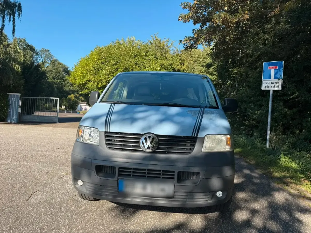 Gebraucht VW Caravelle 130 PS (95 kW) 2007 Blau Van