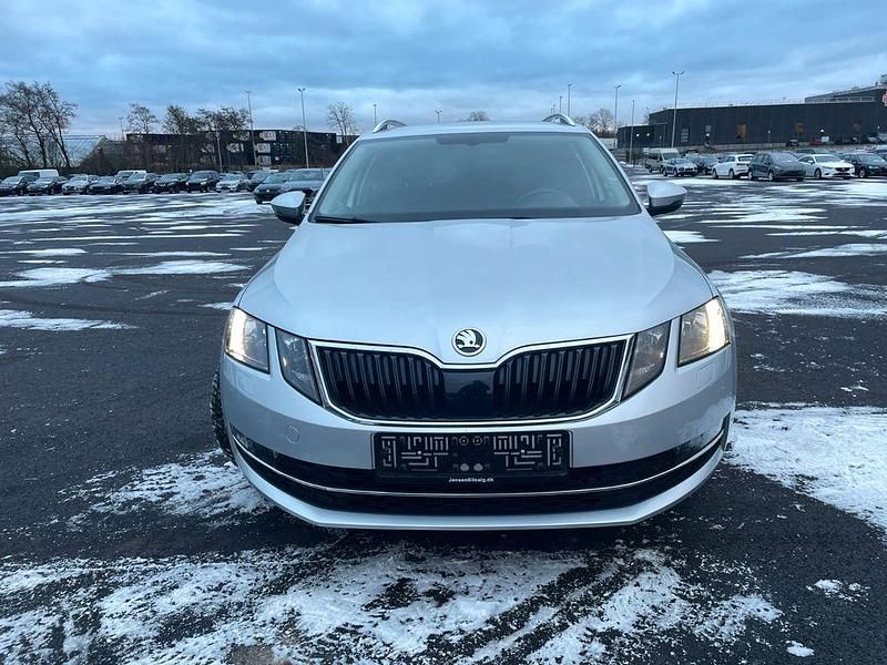 Gebraucht Skoda Octavia 150 PS (110 kW) 2019 Silber Kombi