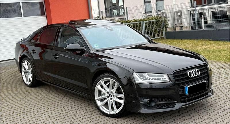 Gebraucht Audi S8 plus Ambiente 605 PS (444 kW) 2017 Schwarz Limousine