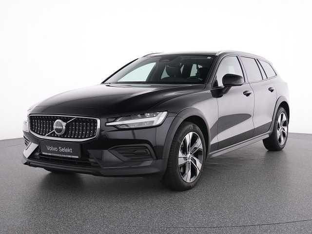 Gebraucht Volvo V60 CC 145 PS (106 kW) 2023 Kombi