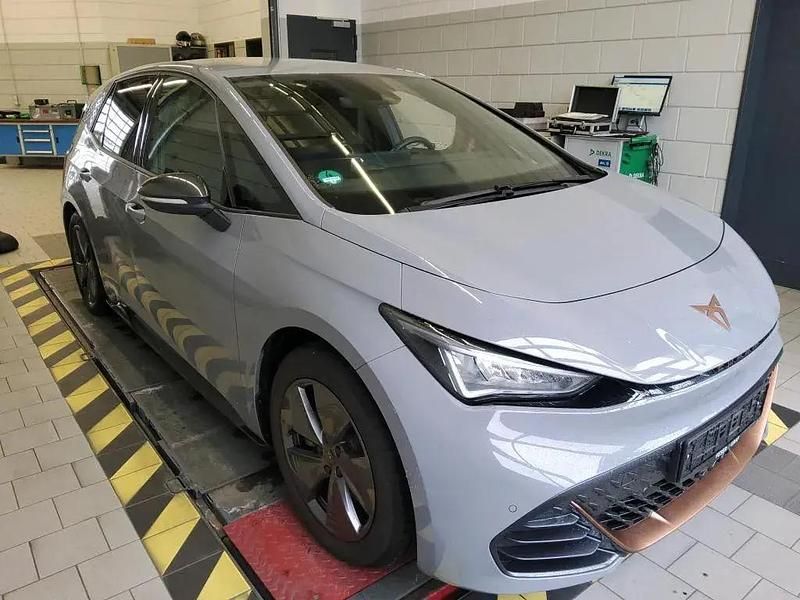 Gebraucht Cupra Born 110 kW (150 PS) 2024 Grau Kleinwagen