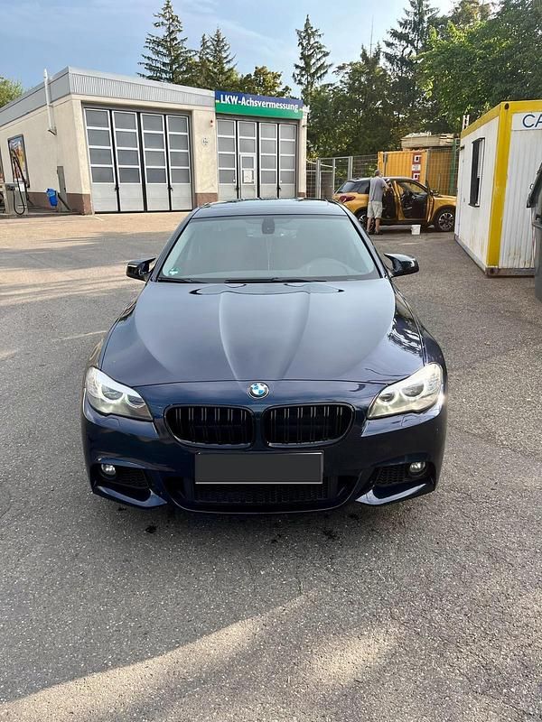 Gebraucht BMW 528 258 PS (189 kW) 2010 Blau Limousine
