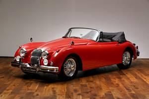 Gebraucht Jaguar XK 193 PS (141 kW) 1958 Rot Cabrio