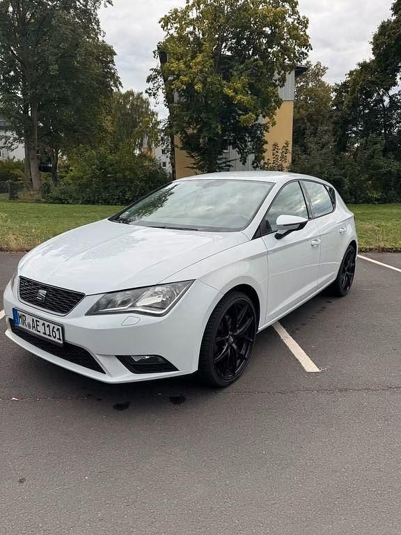Gebraucht Seat Leon ST Style 122 PS (89 kW) 2013 Weiß Kombi