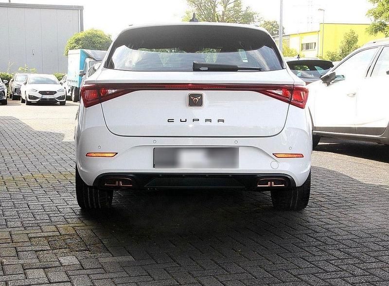 Gebraucht Cupra Leon VZ 245 PS (180 kW) 2021 Weiß Kombi