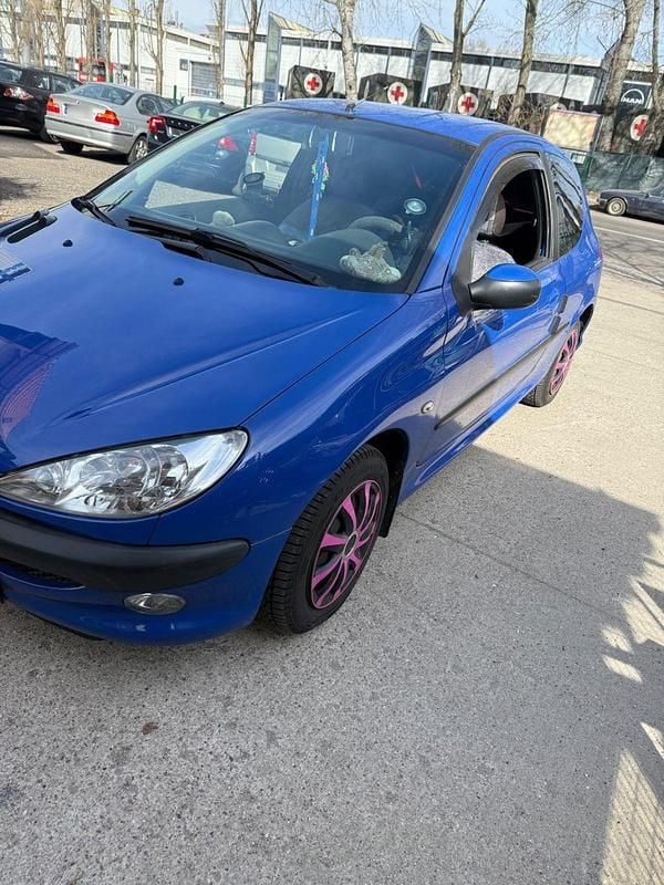 Gebraucht Peugeot 206 75 PS (55 kW) 2005 Blau Limousine
