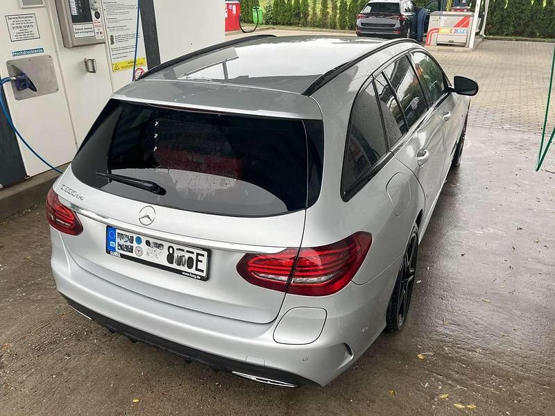 Gebraucht Mercedes C300e Edition 194 PS (142 kW) 2021 Silber Kombi