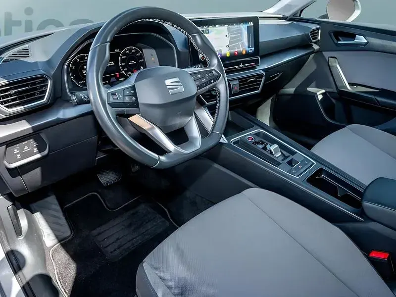 Gebraucht Seat Leon ST 150 PS (110 kW) 2024 Silber Kombi