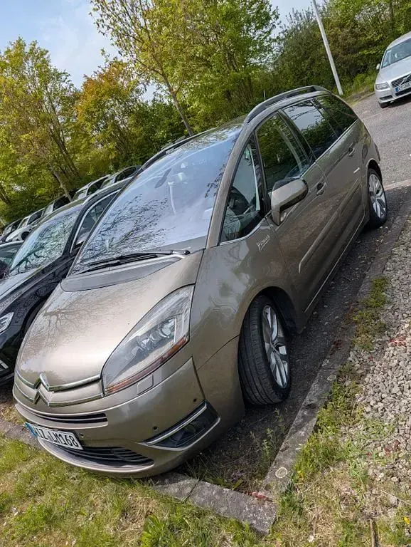 Gebraucht Citroën C4 Picasso Exclusive 109 PS (80 kW) 2010 Braun Van / Kleinbus