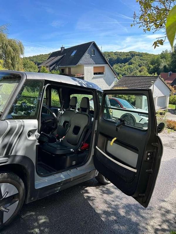 Grau Gebraucht 2022 Opel Rocks-e Rocks Kleinwagen | 8.100 € - Bild 1/4