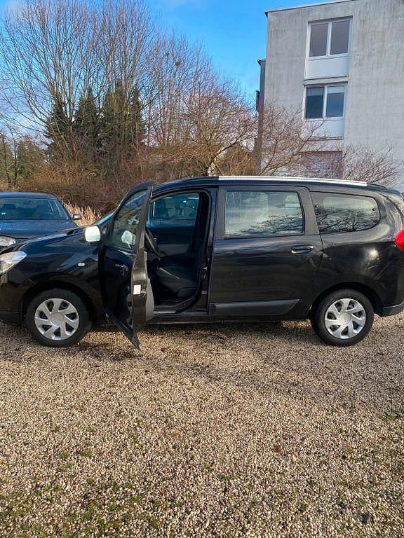 Gebraucht Dacia Lodgy Prestige 116 PS (85 kW) 2016 Schwarz Van / Kleinbus