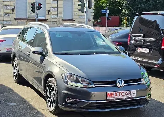 Gebraucht VW Golf VII Join 116 PS (85 kW) 2018 Silber Kombi