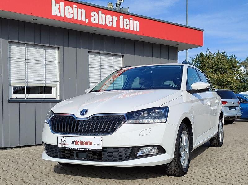 Weiß Gebraucht 2019 Skoda Fabia Style Kleinwagen | 14.850 € (Etwas zu teuer) - Bild 1/4