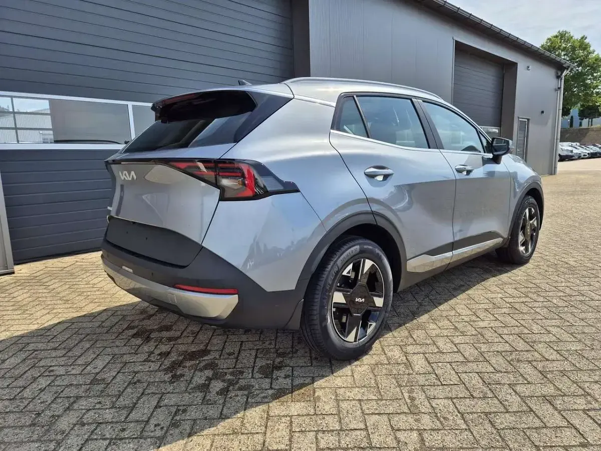 Neu Kia Sportage Vision 150 PS (110 kW) 2025 Lunarsilber metallic SUV