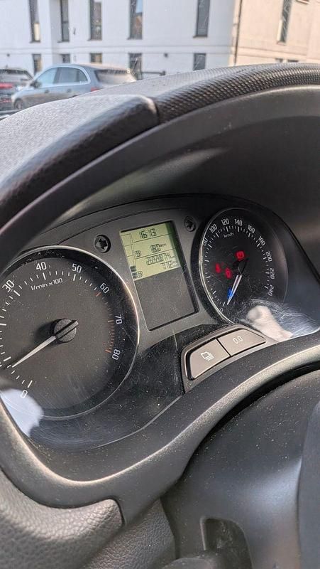 Gebraucht Skoda Fabia Fresh 86 PS (63 kW) 2014 Grün Kleinwagen