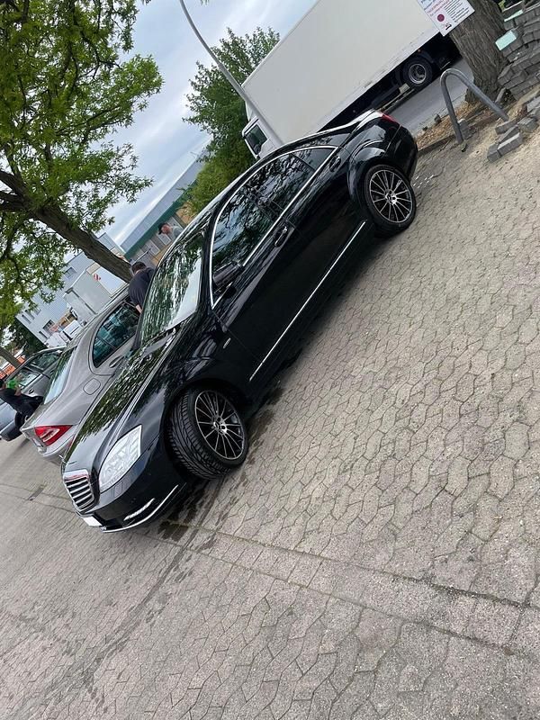 Gebraucht Mercedes S350 258 PS (189 kW) 2011 Schwarz Limousine