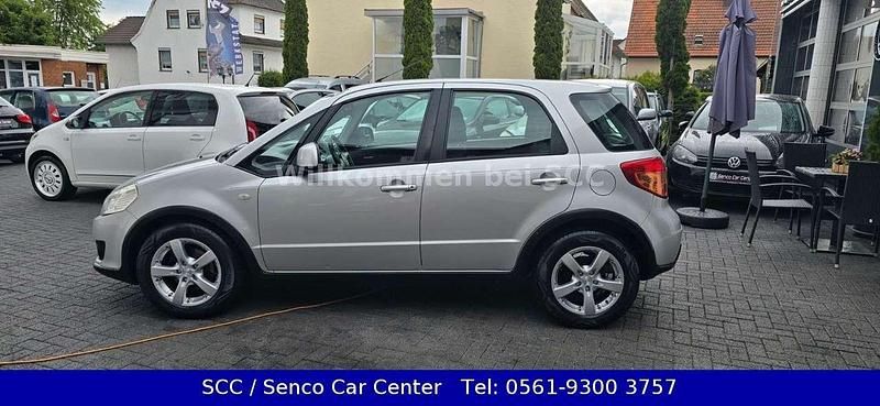 Gebraucht Suzuki SX4 99 PS (72 kW) 2008 Kristallsilber SUV