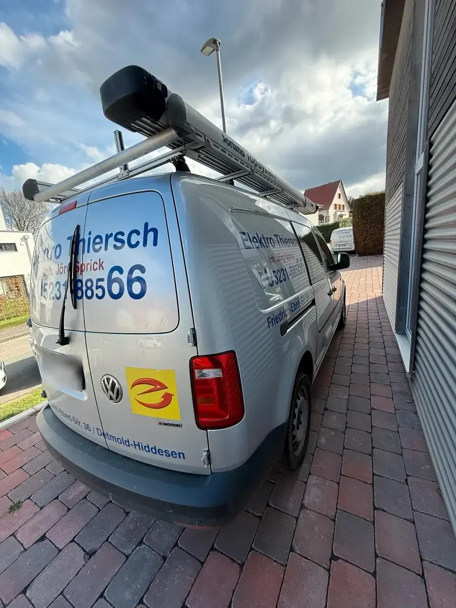 Gebraucht VW Caddy Maxi 100 PS (73 kW) 2021 Silber Van / Kleinbus