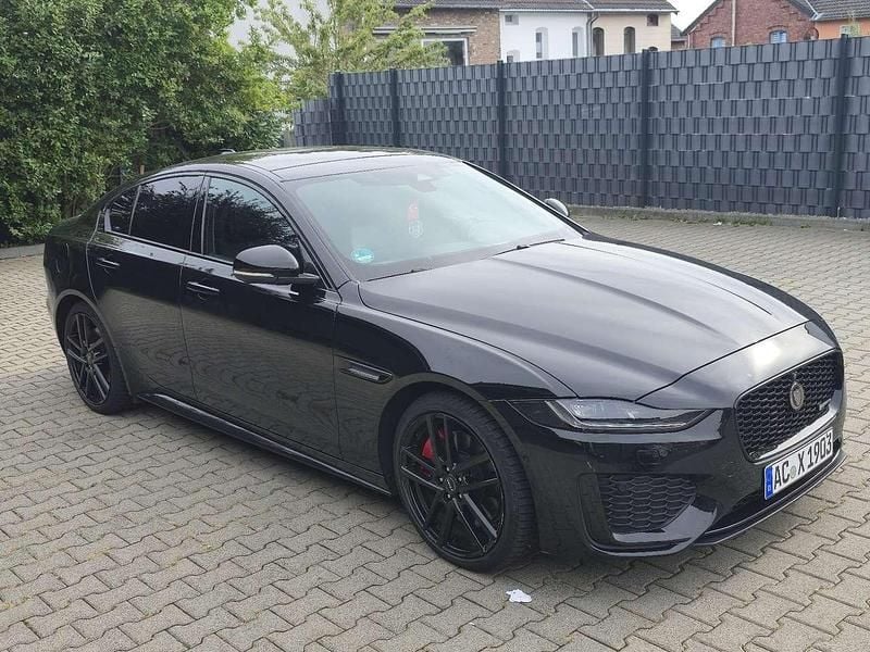 Gebraucht Jaguar XE R-Dynamic 204 PS (150 kW) 2023 Schwarz Limousine
