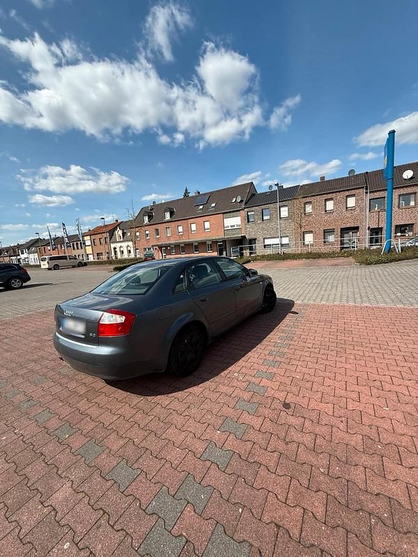 Gebraucht Audi A4 130 PS (95 kW) 2002 Grau Limousine
