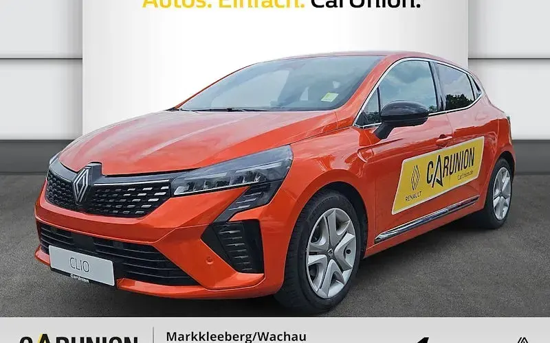 Begagnad Renault Clio V Techno 91 HK (66 kW) 2025 Orange Sedan
