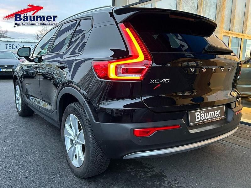 Gebraucht Volvo XC40 Core 129 PS (94 kW) 2022 Schwarz SUV