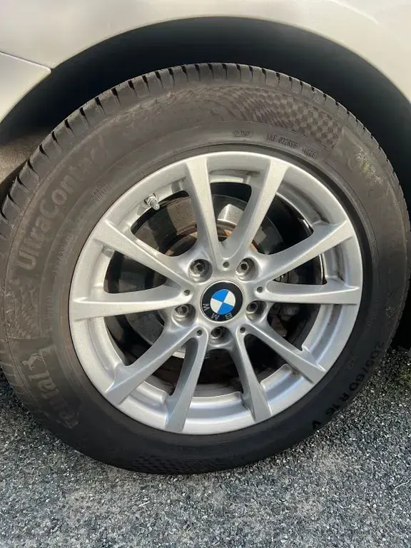 Gebraucht BMW 318 Advantage 150 PS (110 kW) 2016 Weiß Kombi