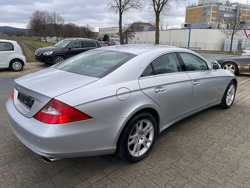 Gebraucht Mercedes CLS350 272 PS (200 kW) 2007 Silber Limousine