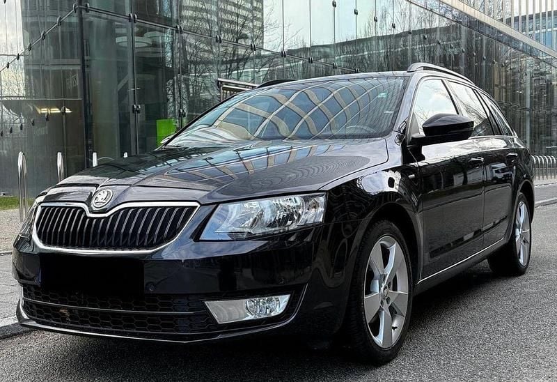 Gebraucht Skoda Octavia Ambition 150 PS (110 kW) 2016 Schwarz Kleinwagen