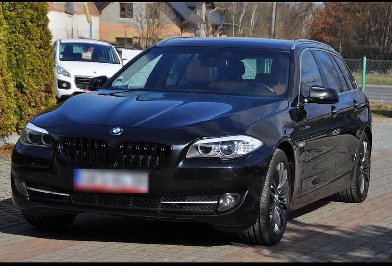 Gebraucht BMW 520 184 PS (135 kW) 2010 Schwarz