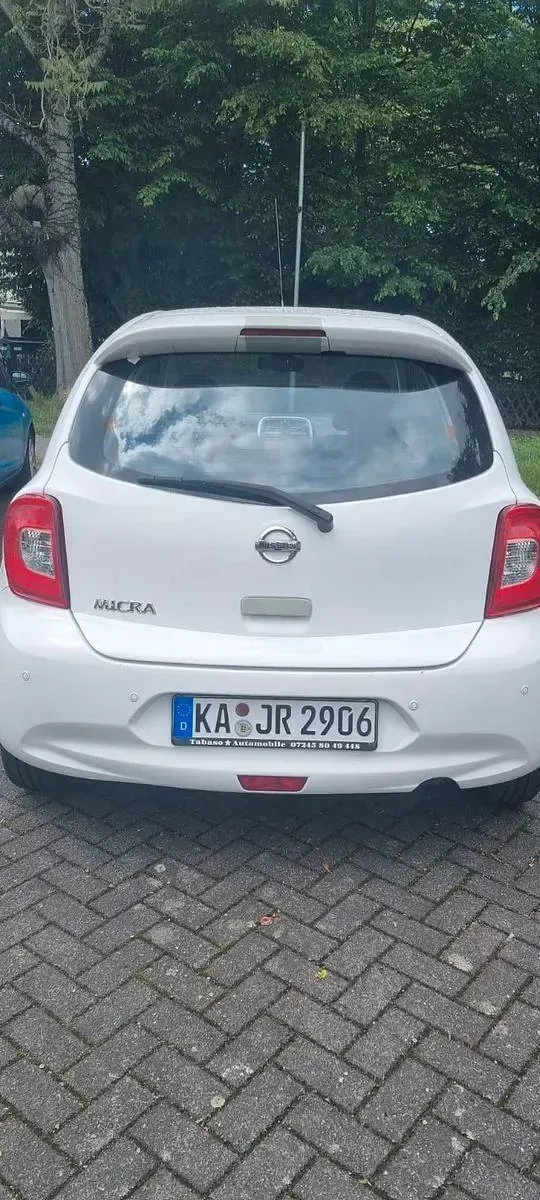 Gebraucht Nissan Micra Acenta 80 PS (58 kW) 2014 Weiß Kleinwagen