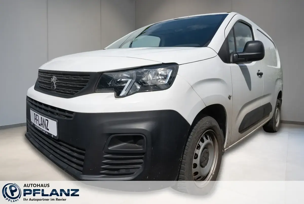 Gebraucht Peugeot Partner Premium 102 PS (75 kW) 2022 Van / Kleinbus