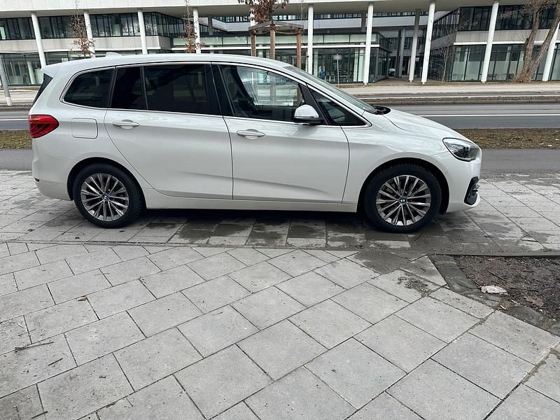 Gebraucht BMW 218 150 PS (110 kW) 2018 Weiß Kombi