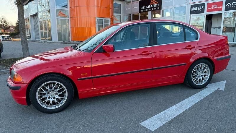 Gebraucht BMW 328 193 PS (141 kW) 1999 Rot Limousine
