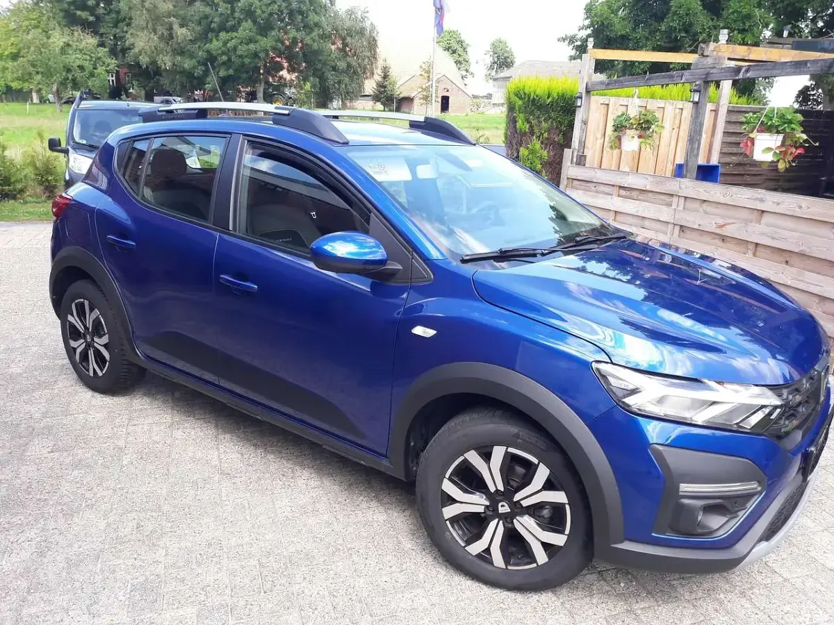 Gebraucht Dacia Sandero Comfort 91 PS (66 kW) 2021 Blau Kleinwagen