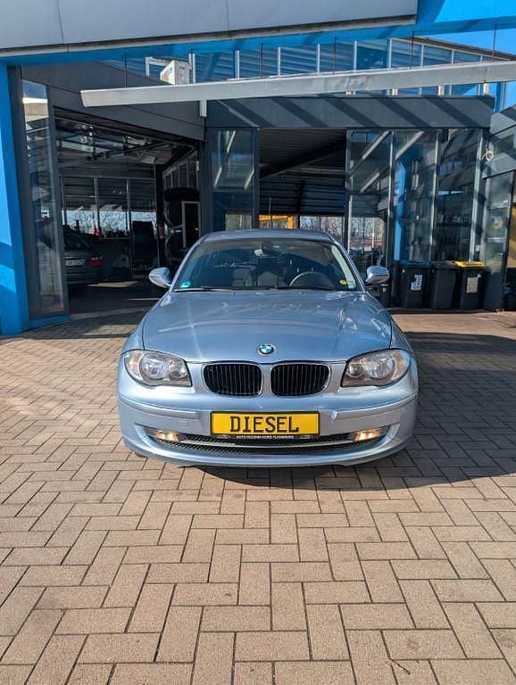 Gebraucht BMW 116 116 PS (85 kW) 2011 Silber Kleinwagen